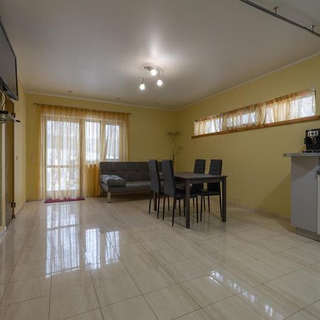 Ekodom Villa Voropajiv Kültér fotó